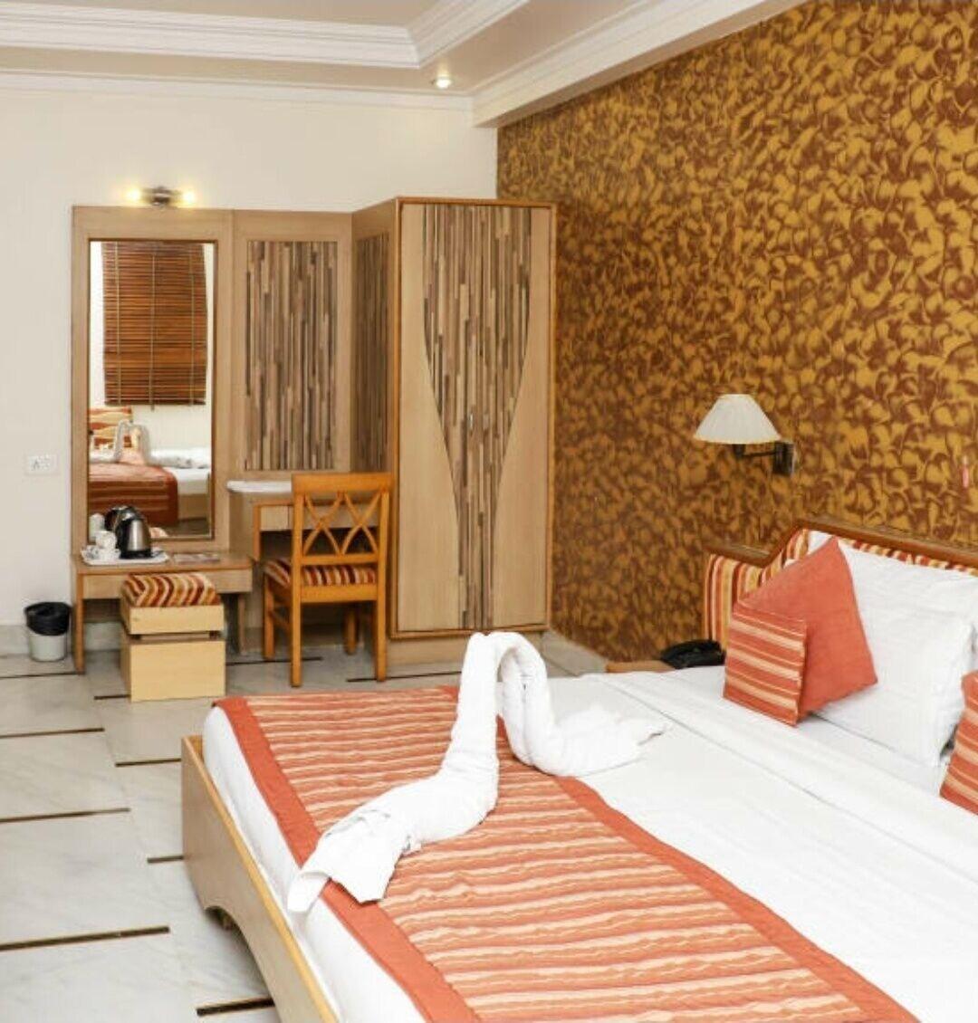 Hotel Singh International Delhi  Exteriör bild