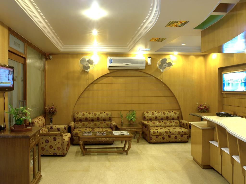 Hotel Singh International Delhi  Exteriör bild
