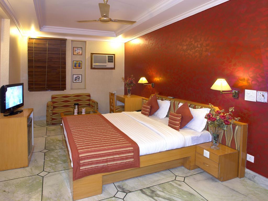 Hotel Singh International Delhi  Exteriör bild