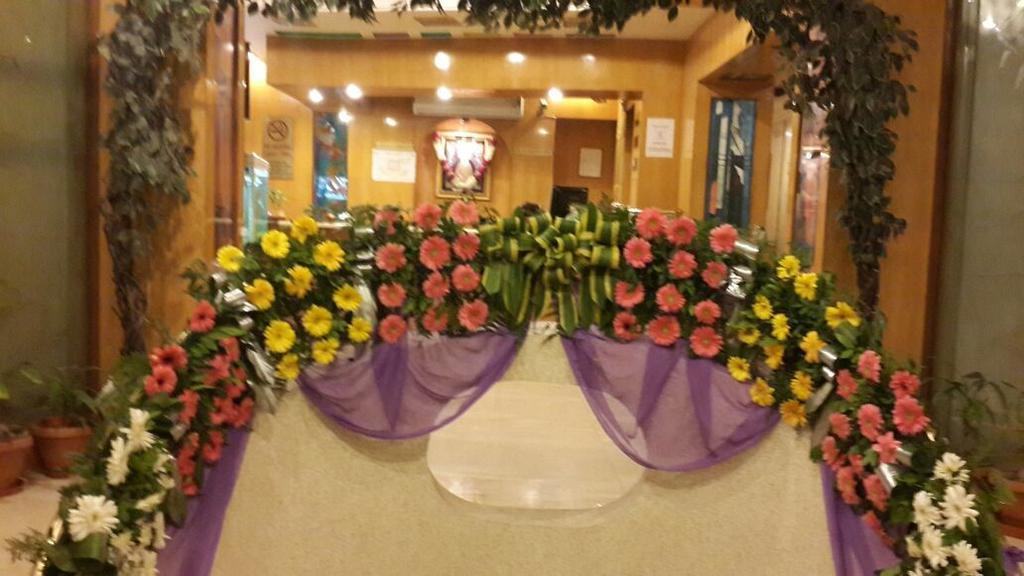 Hotel Singh International Delhi  Exteriör bild